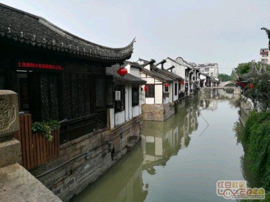 红色盒子小人